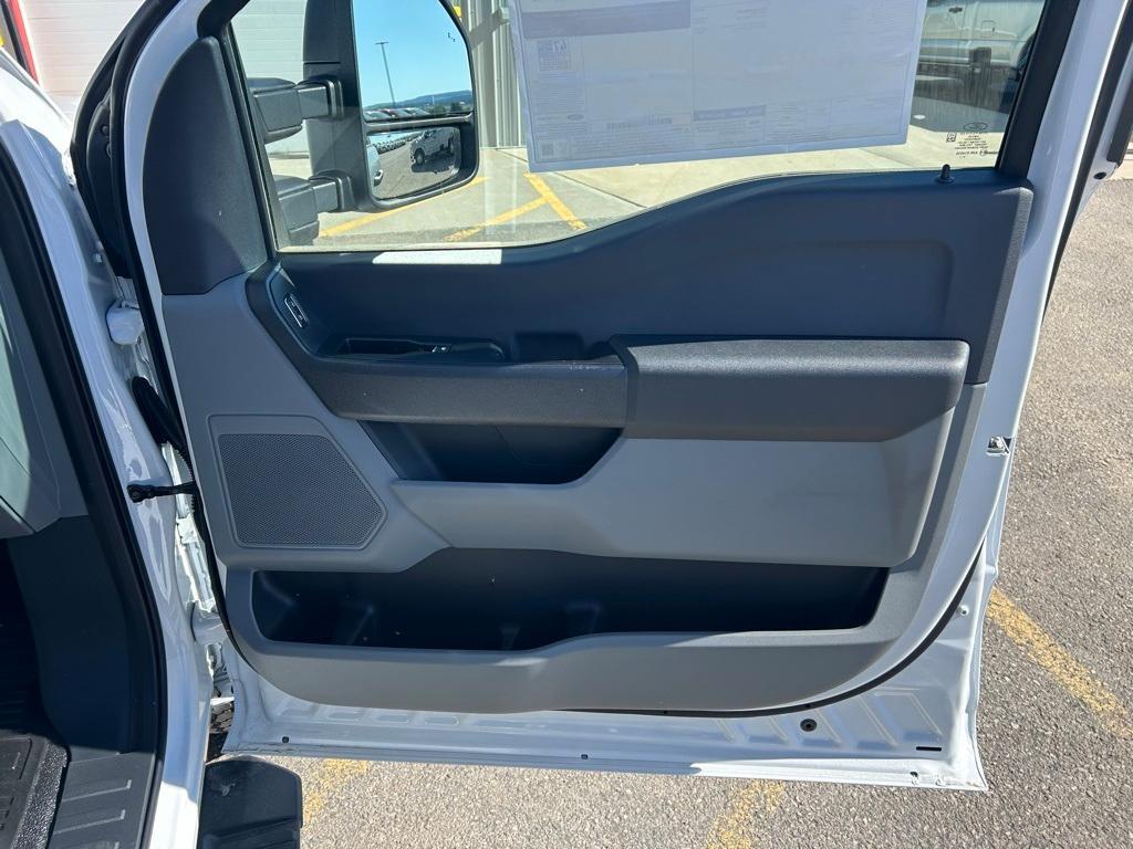 new 2024 Ford F-350 car, priced at $70,210