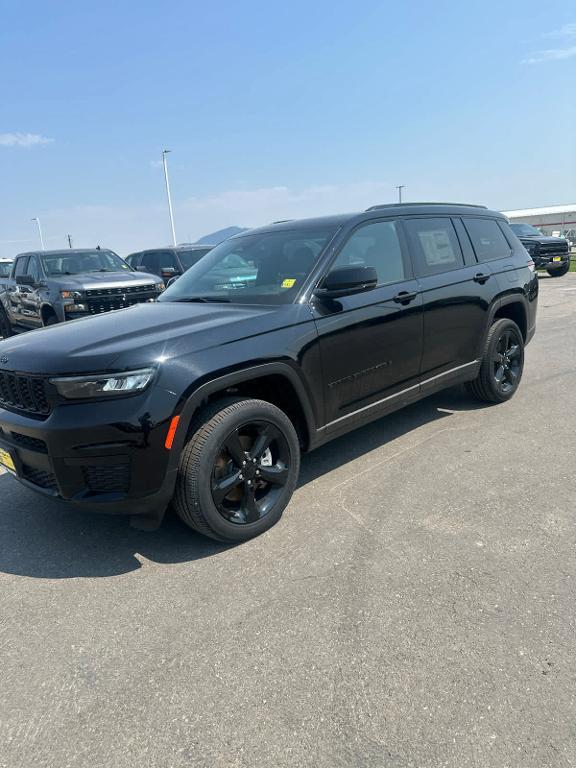 new 2023 Jeep Grand Cherokee L car, priced at $44,455