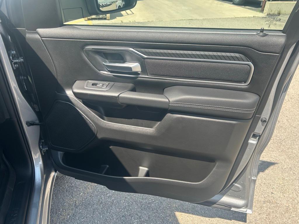 new 2025 Ram 1500 car, priced at $61,635