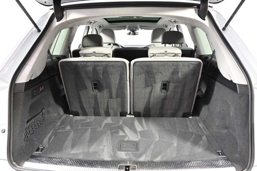 used 2023 Audi Q7 car, priced at $44,660