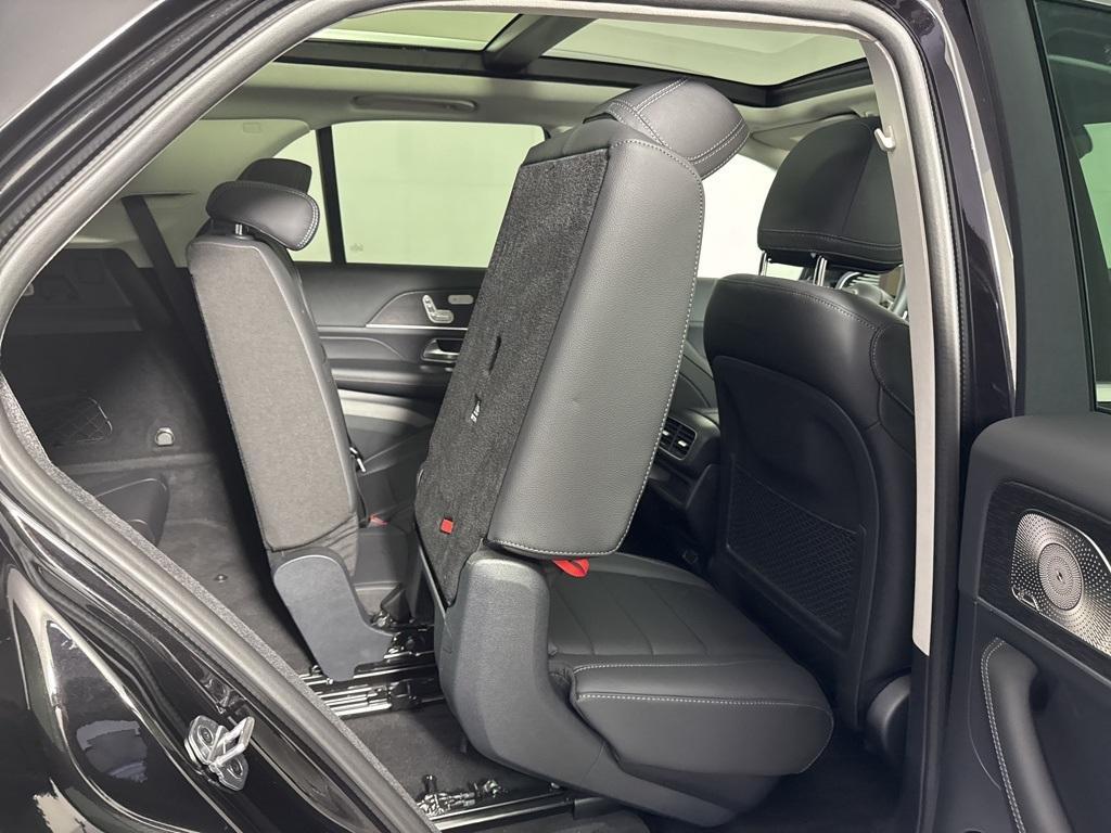 new 2026 Mercedes-Benz GLE 450 car, priced at $84,300
