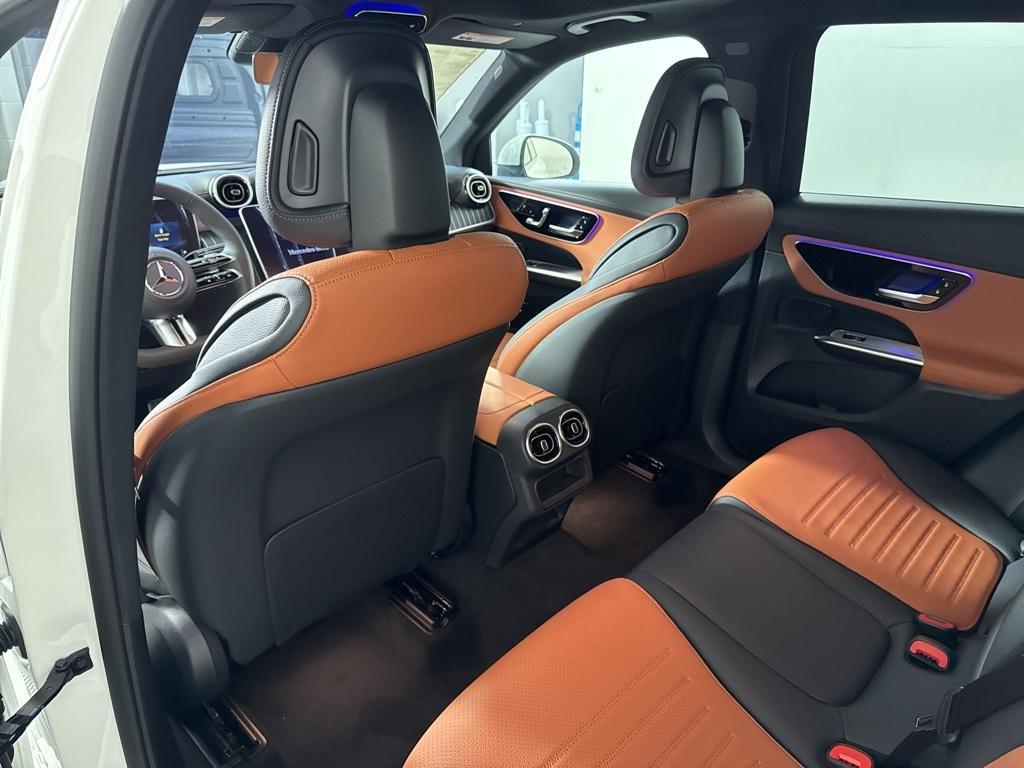 new 2025 Mercedes-Benz GLC 300 car, priced at $57,800