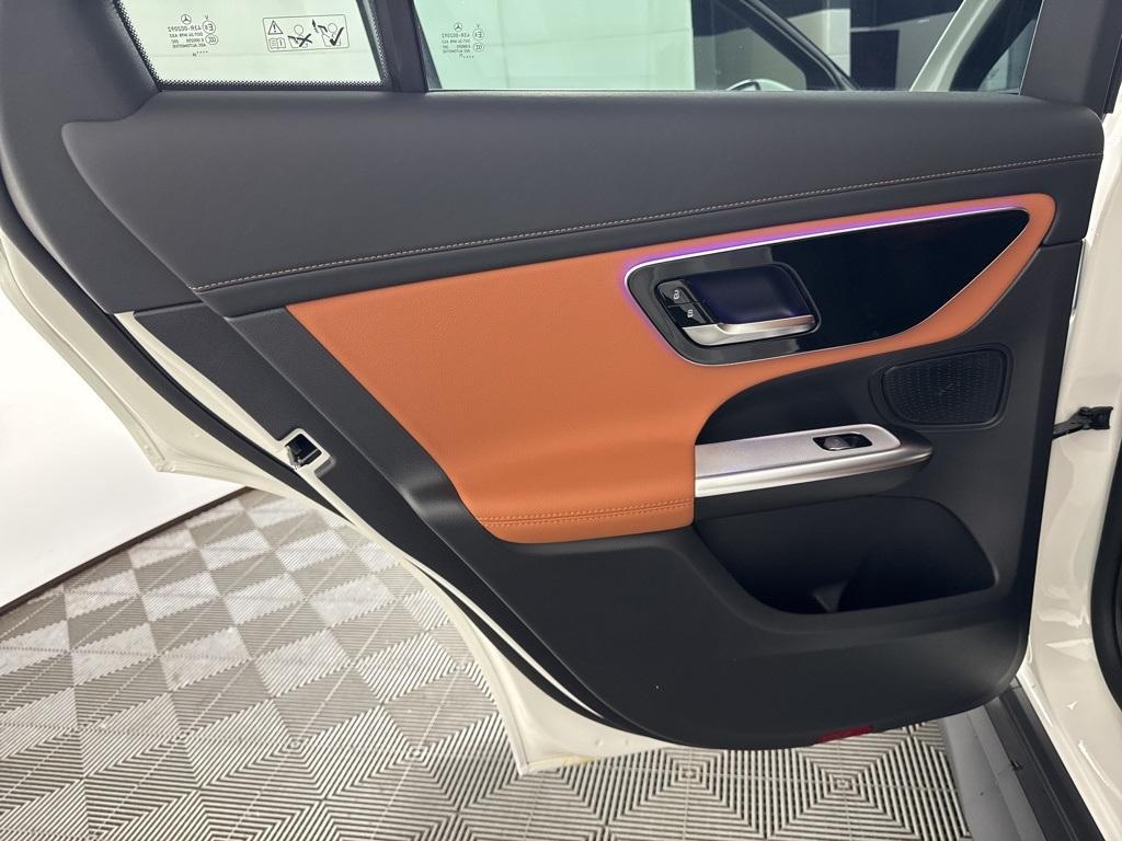 new 2025 Mercedes-Benz GLC 300 car, priced at $57,800