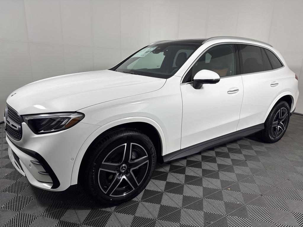 new 2025 Mercedes-Benz GLC 300 car, priced at $57,800