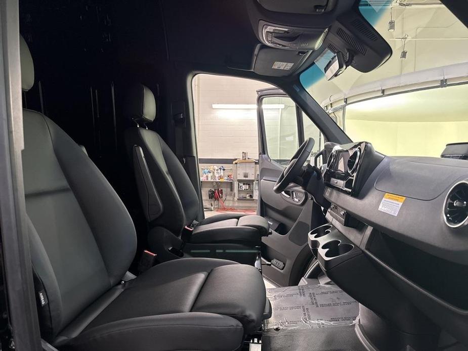 new 2025 Mercedes-Benz Sprinter 2500 car, priced at $82,333