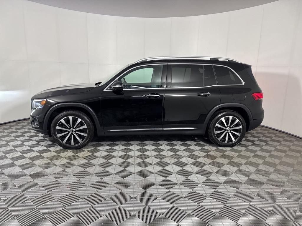 used 2022 Mercedes-Benz GLB 250 car, priced at $29,987