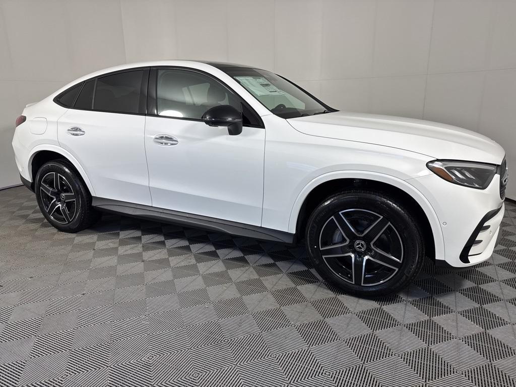 new 2025 Mercedes-Benz GLC 300 car, priced at $67,775