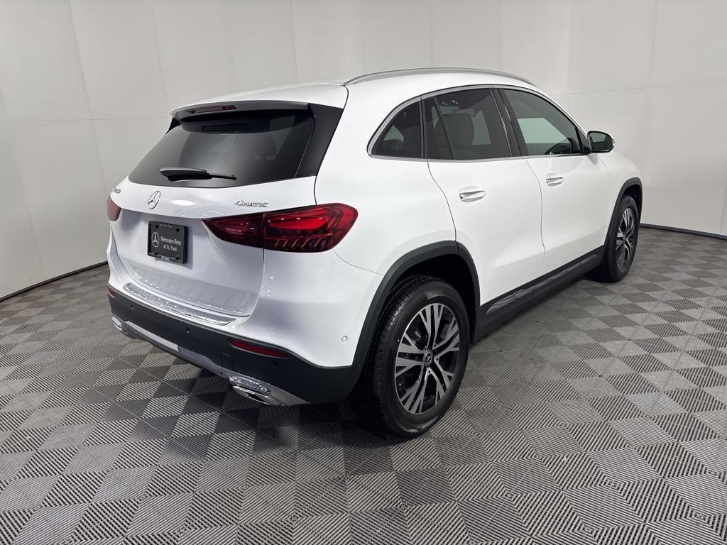 new 2025 Mercedes-Benz GLA 250 car, priced at $47,295
