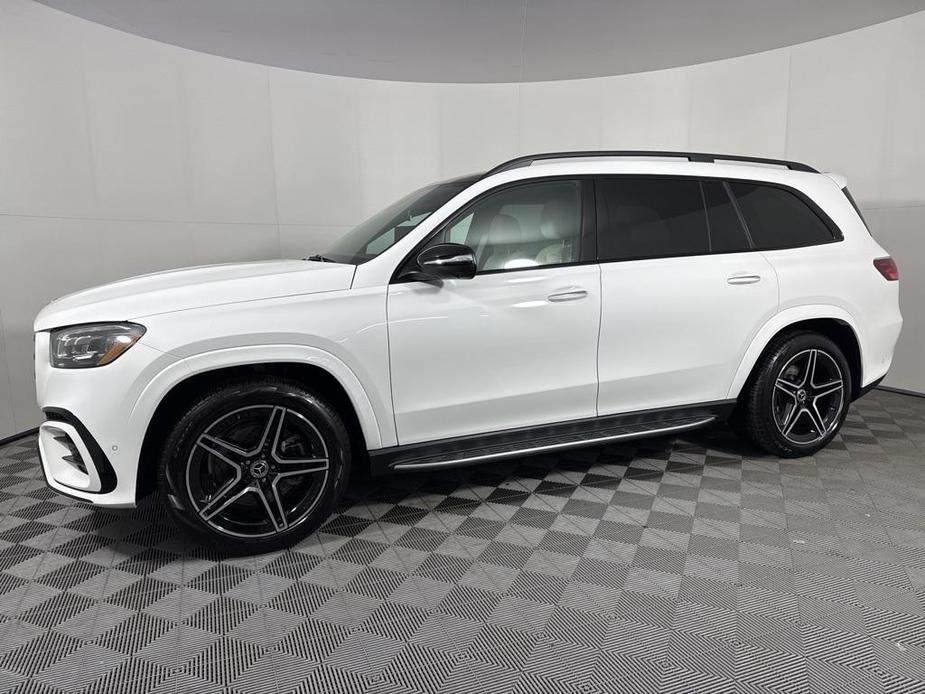 new 2025 Mercedes-Benz GLS 450 car, priced at $97,430