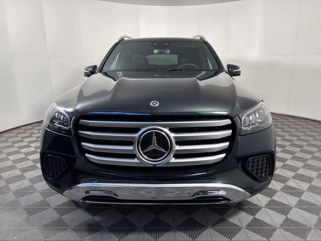 new 2025 Mercedes-Benz GLS 450 car, priced at $98,350