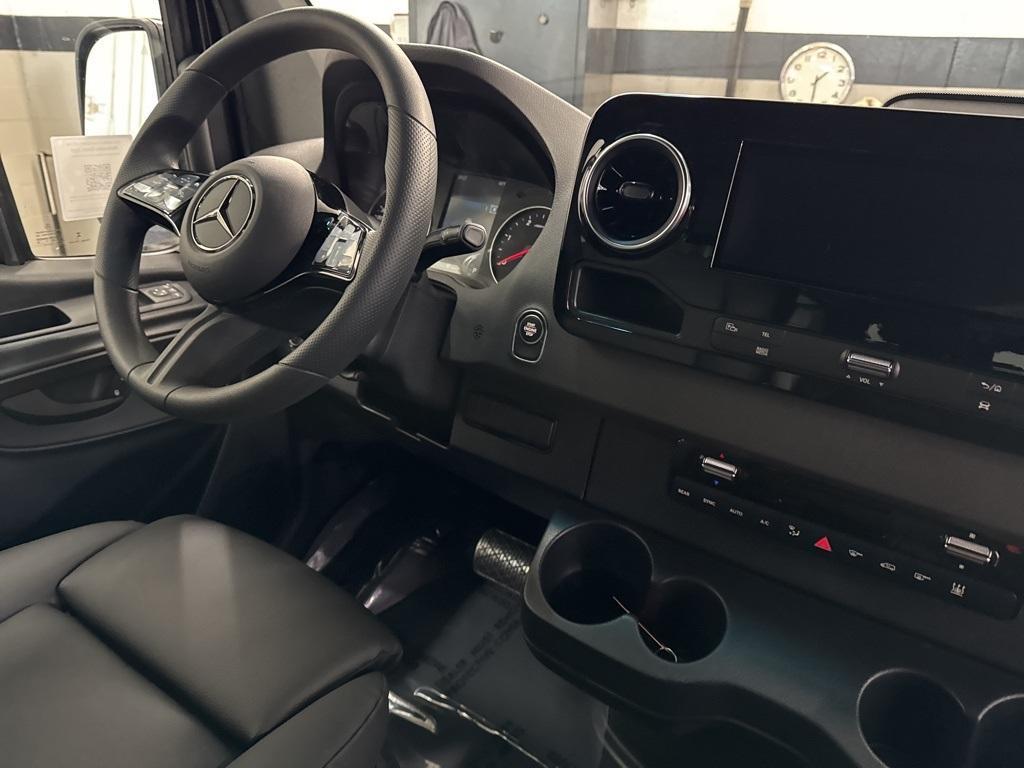 new 2025 Mercedes-Benz Sprinter 2500 car, priced at $80,863