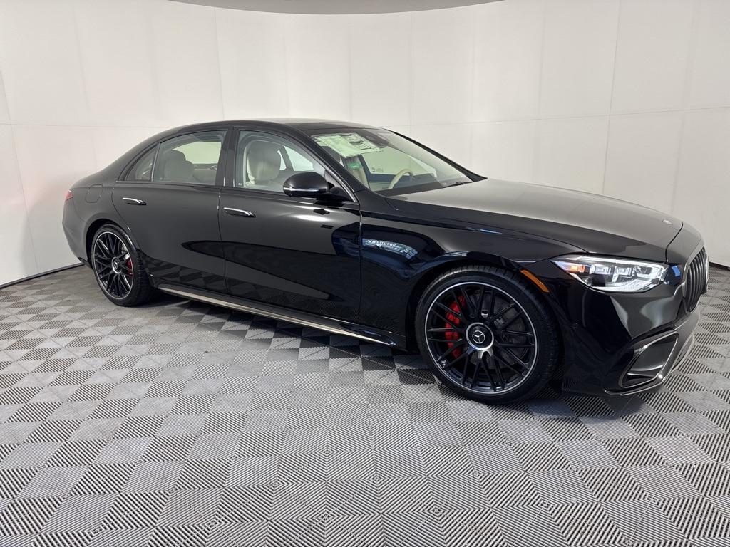 new 2025 Mercedes-Benz AMG S 63 E car, priced at $210,860