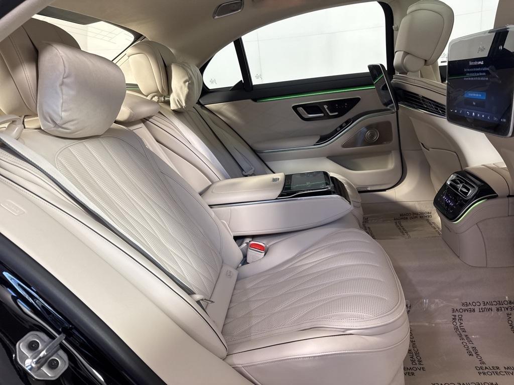 new 2025 Mercedes-Benz AMG S 63 E car, priced at $210,860