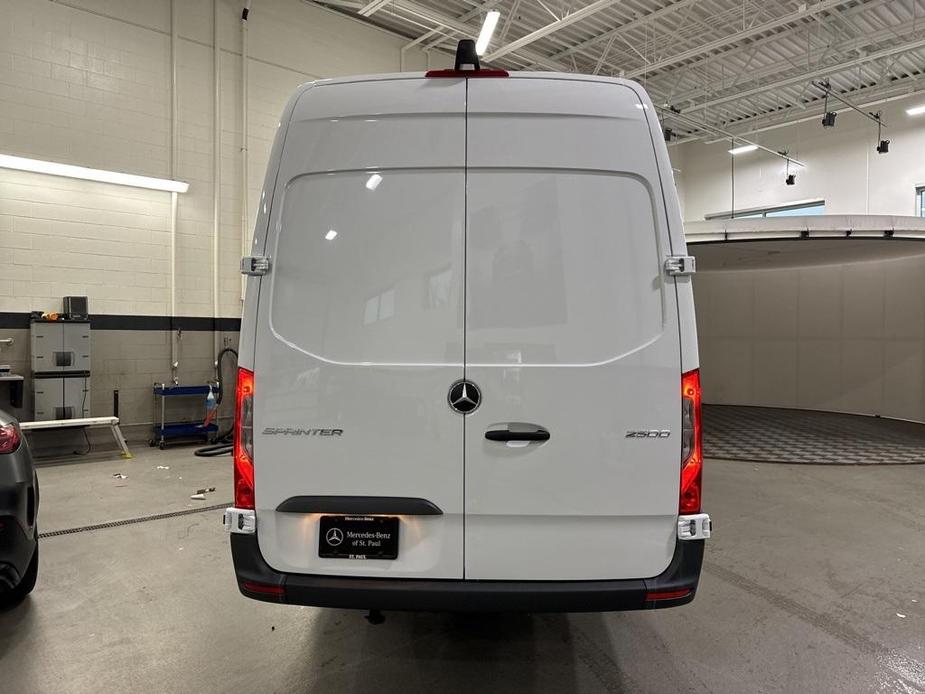 new 2025 Mercedes-Benz Sprinter 2500 car, priced at $74,407