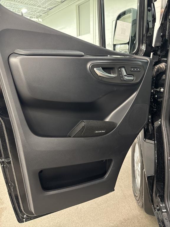 new 2025 Mercedes-Benz Sprinter 2500 car, priced at $89,795