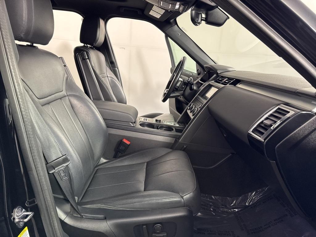 used 2020 Land Rover Discovery car, priced at $26,900