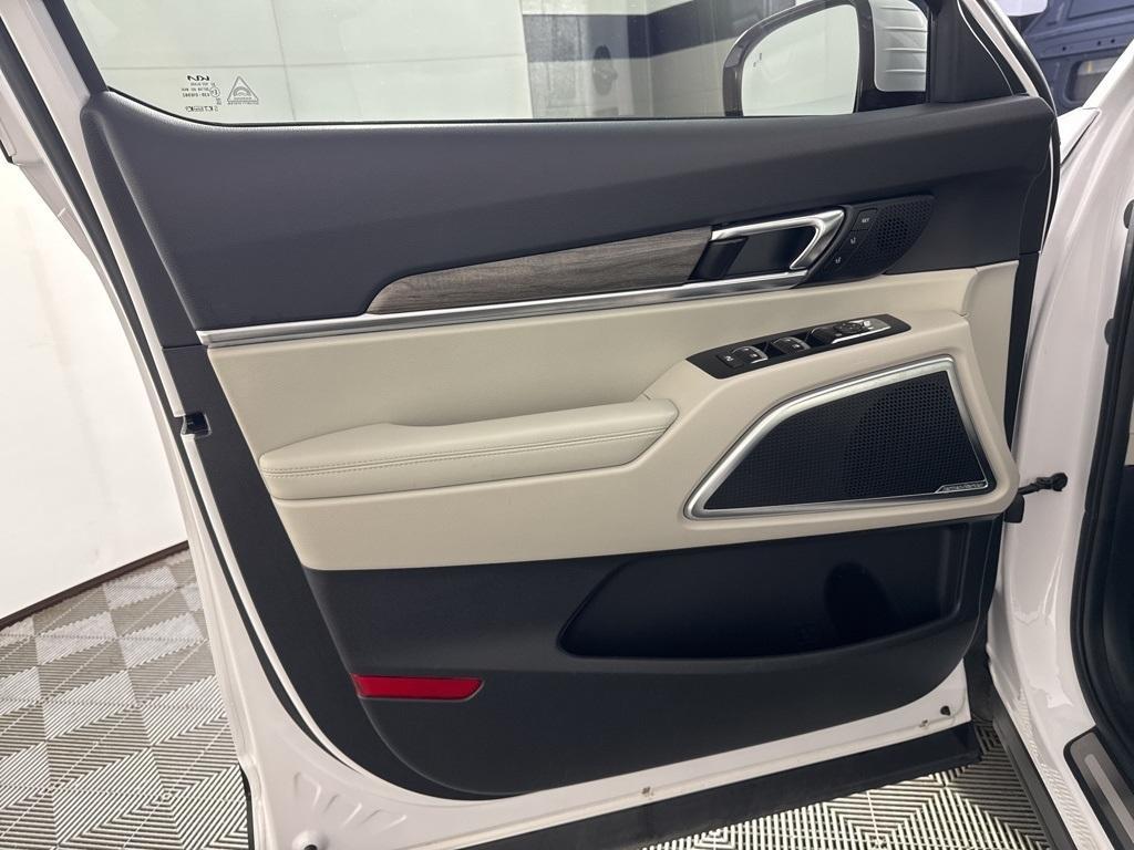 used 2022 Kia Telluride car, priced at $38,978