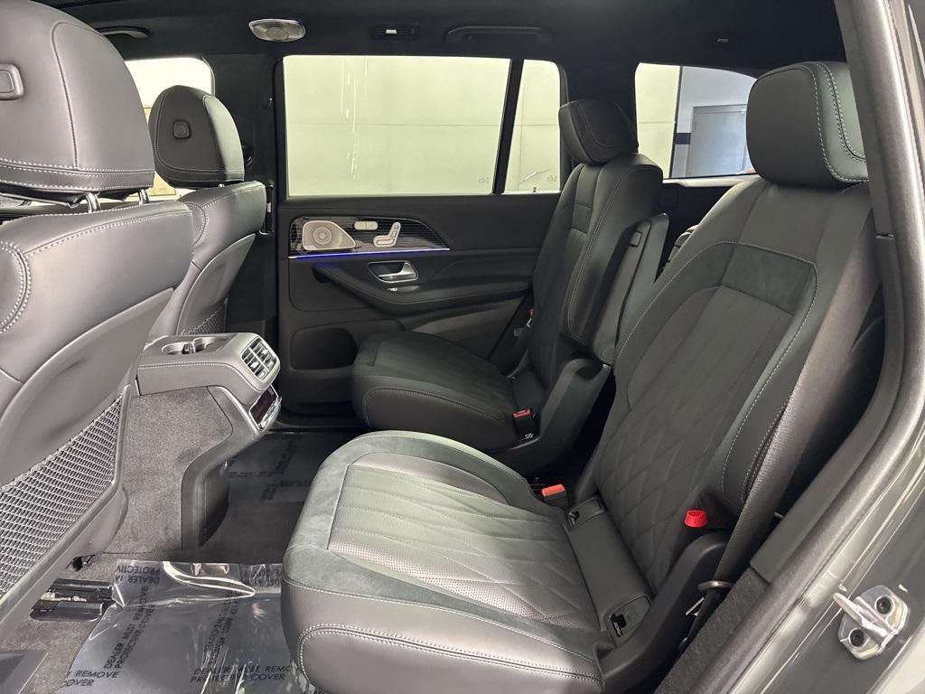 new 2025 Mercedes-Benz AMG GLS 63 car, priced at $169,465
