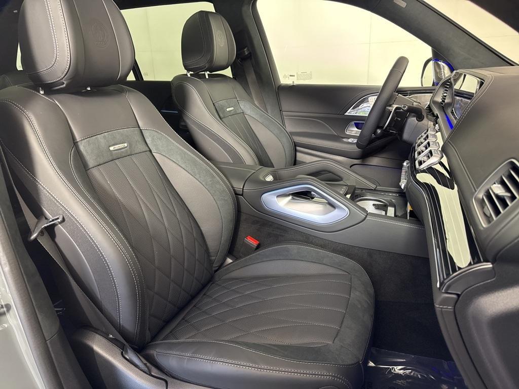 new 2025 Mercedes-Benz AMG GLS 63 car, priced at $169,465