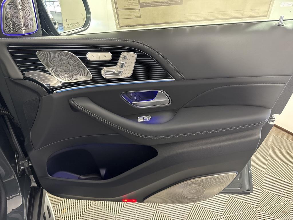 new 2025 Mercedes-Benz AMG GLS 63 car, priced at $169,465