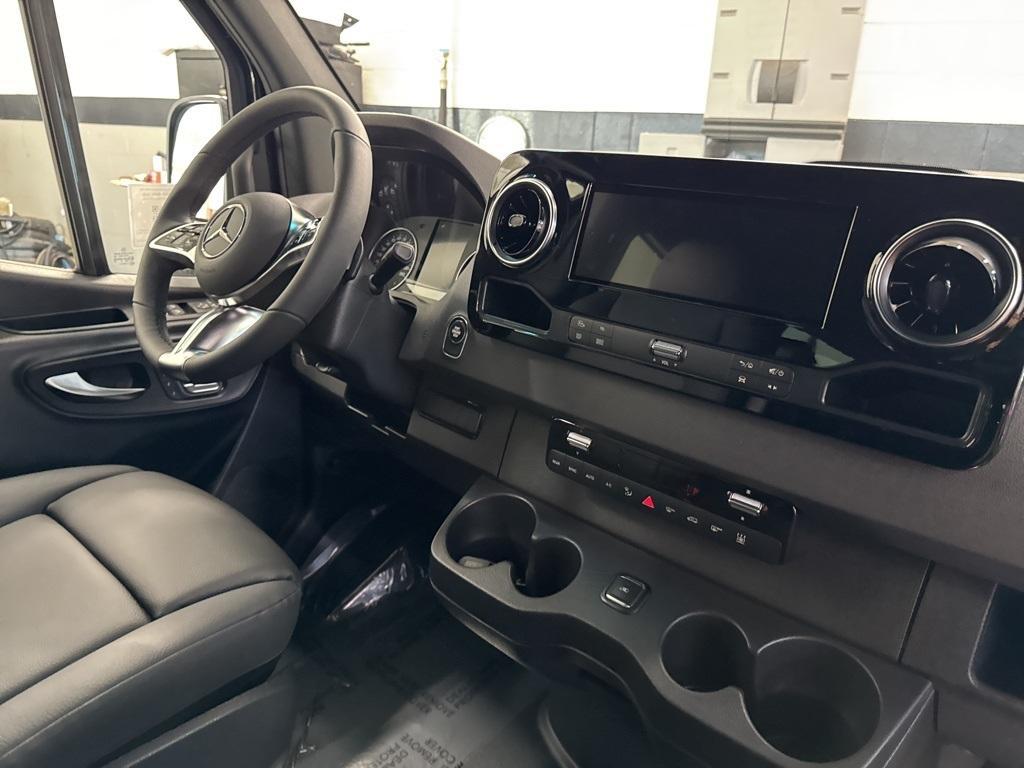 new 2026 Mercedes-Benz Sprinter 2500 car, priced at $91,296