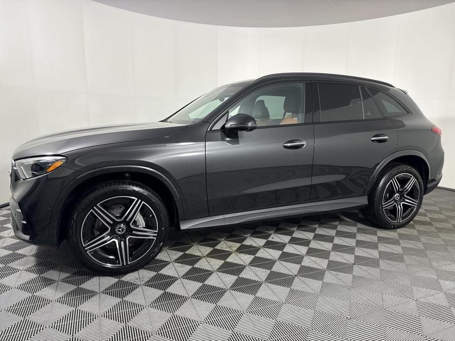 new 2025 Mercedes-Benz GLC 300 car, priced at $67,325