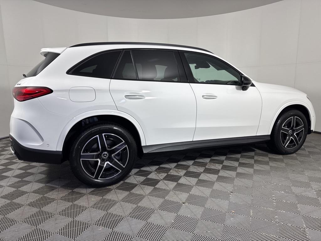 new 2025 Mercedes-Benz GLC 350e car, priced at $70,670