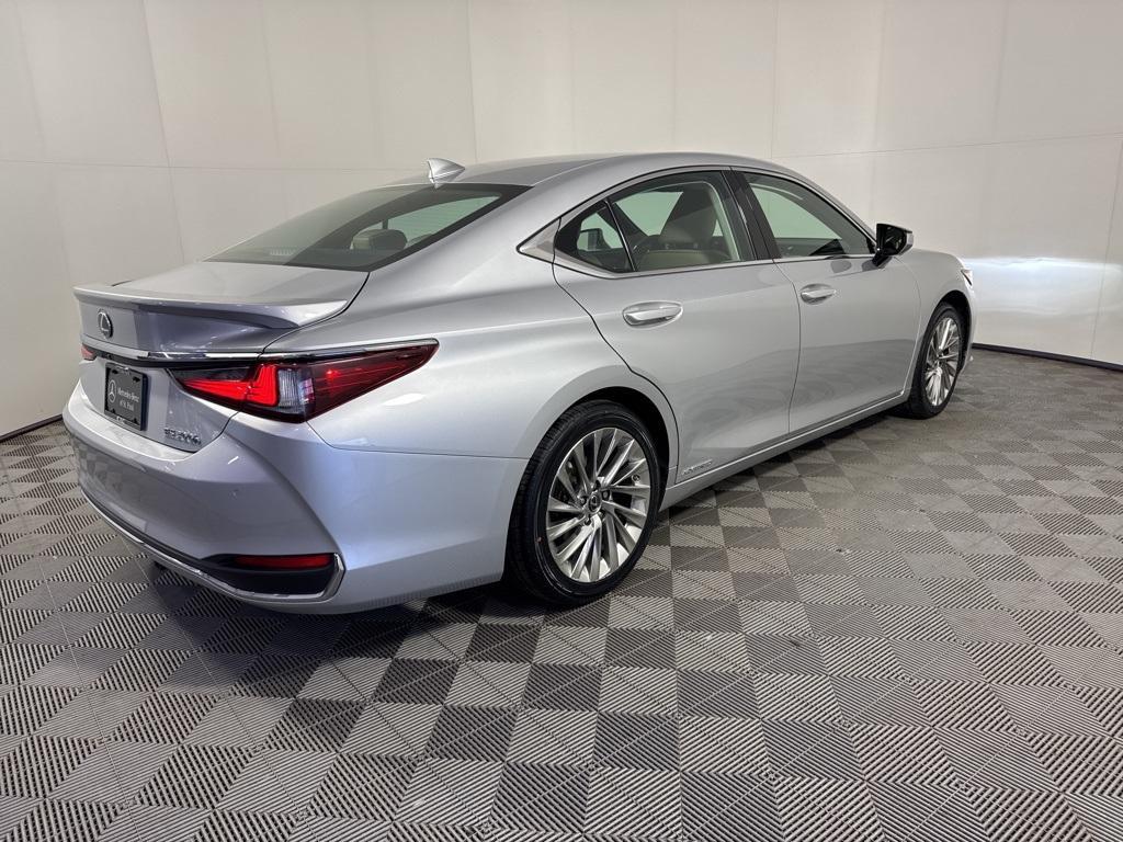 used 2020 Lexus ES 300h car, priced at $29,989