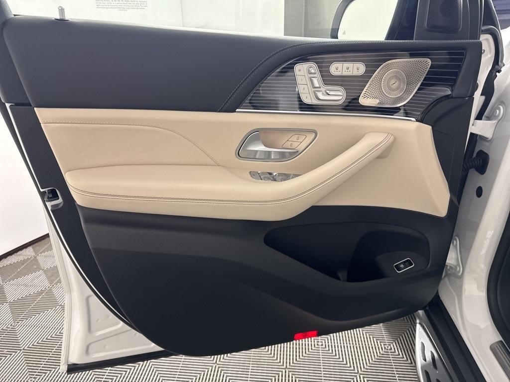 new 2026 Mercedes-Benz AMG GLE 63 car, priced at $144,200