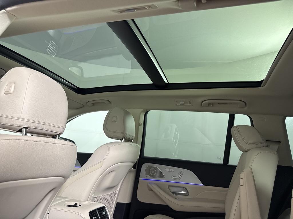 used 2024 Mercedes-Benz GLS 580 car, priced at $88,998