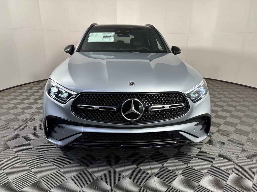 new 2025 Mercedes-Benz GLC 350e car, priced at $73,370