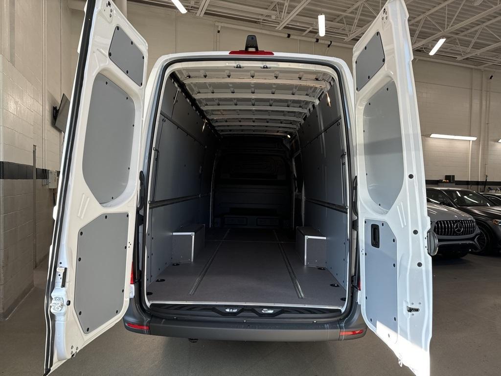 new 2025 Mercedes-Benz Sprinter 2500 car, priced at $74,407