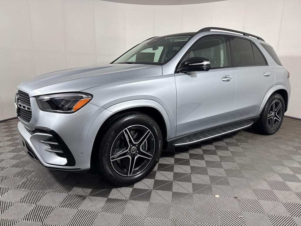 new 2026 Mercedes-Benz GLE 450 car, priced at $79,400