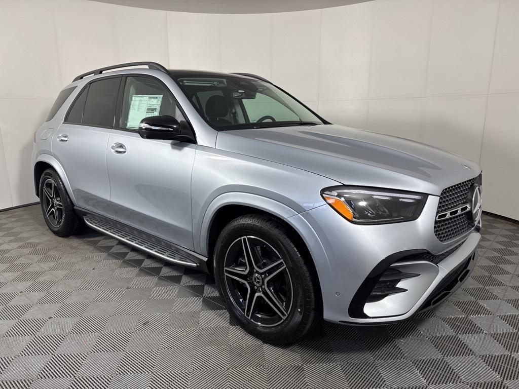 new 2026 Mercedes-Benz GLE 450 car, priced at $79,400