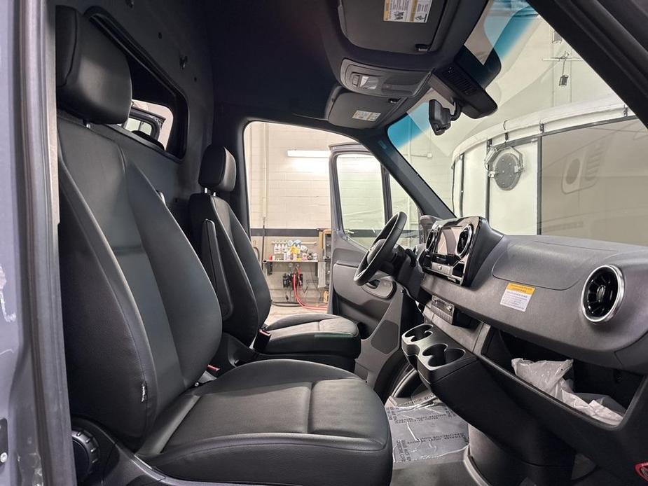 new 2024 Mercedes-Benz eSprinter 2500 car, priced at $87,910