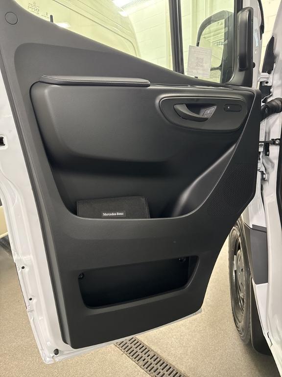 new 2026 Mercedes-Benz Sprinter 2500 car, priced at $72,525