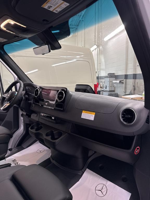 new 2026 Mercedes-Benz Sprinter 2500 car, priced at $72,525