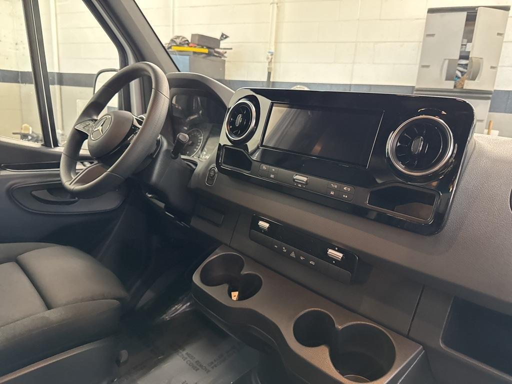new 2026 Mercedes-Benz Sprinter 2500 car, priced at $69,575