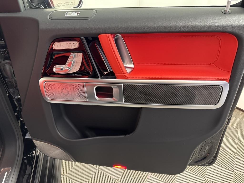 new 2025 Mercedes-Benz AMG G 63 car, priced at $210,795