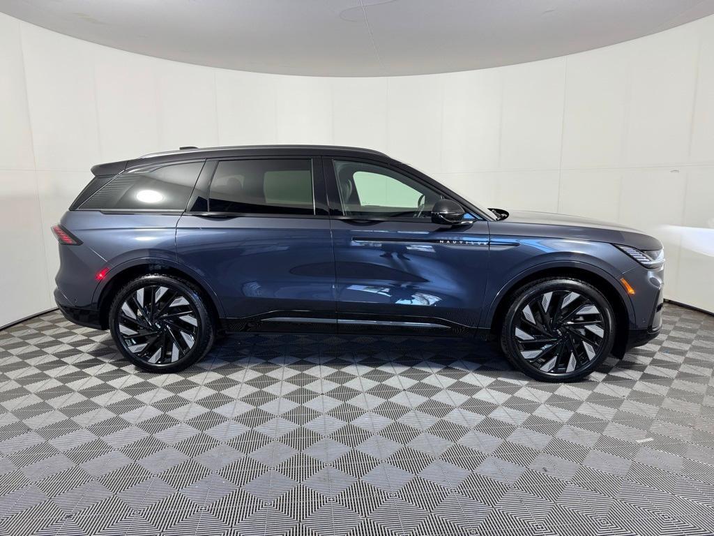 used 2024 Lincoln Nautilus car, priced at $52,631