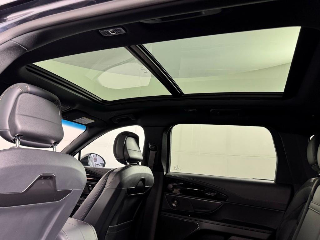 used 2024 Lincoln Nautilus car, priced at $52,631