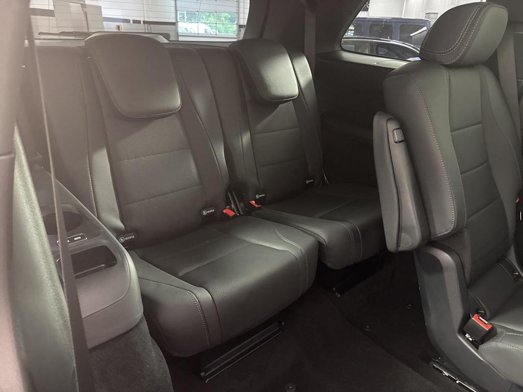 new 2025 Mercedes-Benz GLS 450 car, priced at $95,685