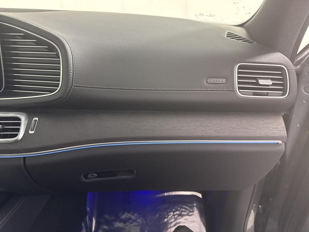 new 2025 Mercedes-Benz GLS 450 car, priced at $95,685