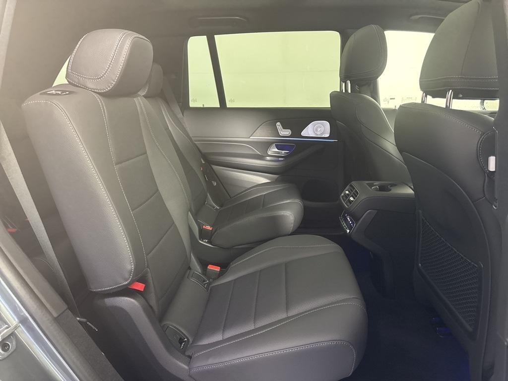 new 2025 Mercedes-Benz GLS 450 car, priced at $95,685