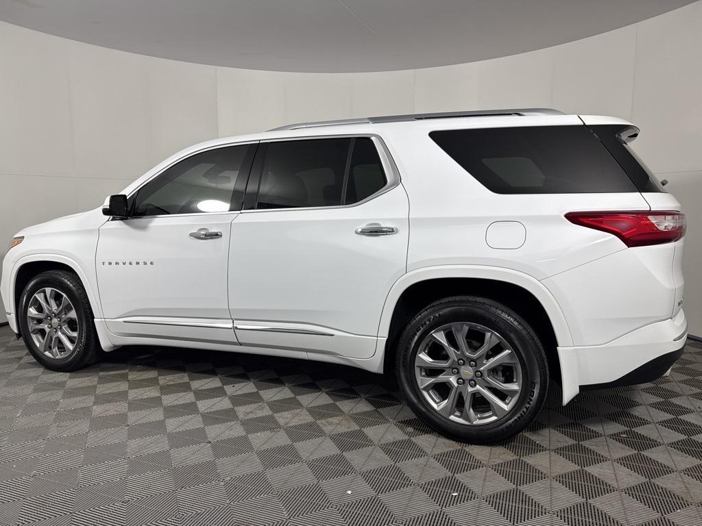 used 2019 Chevrolet Traverse car, priced at $31,759