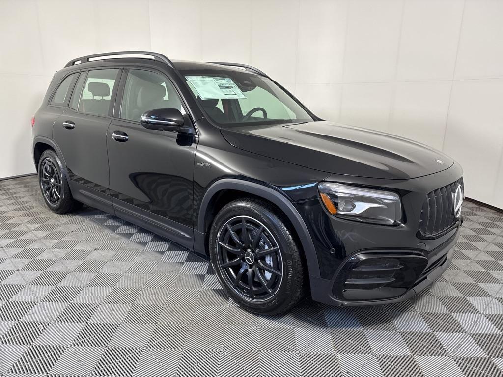 new 2025 Mercedes-Benz AMG GLB 35 car, priced at $65,500