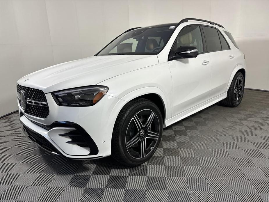 new 2024 Mercedes-Benz GLE 580 car, priced at $105,615