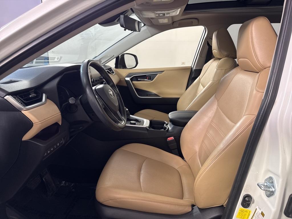 used 2021 Toyota RAV4 car, priced at $25,992