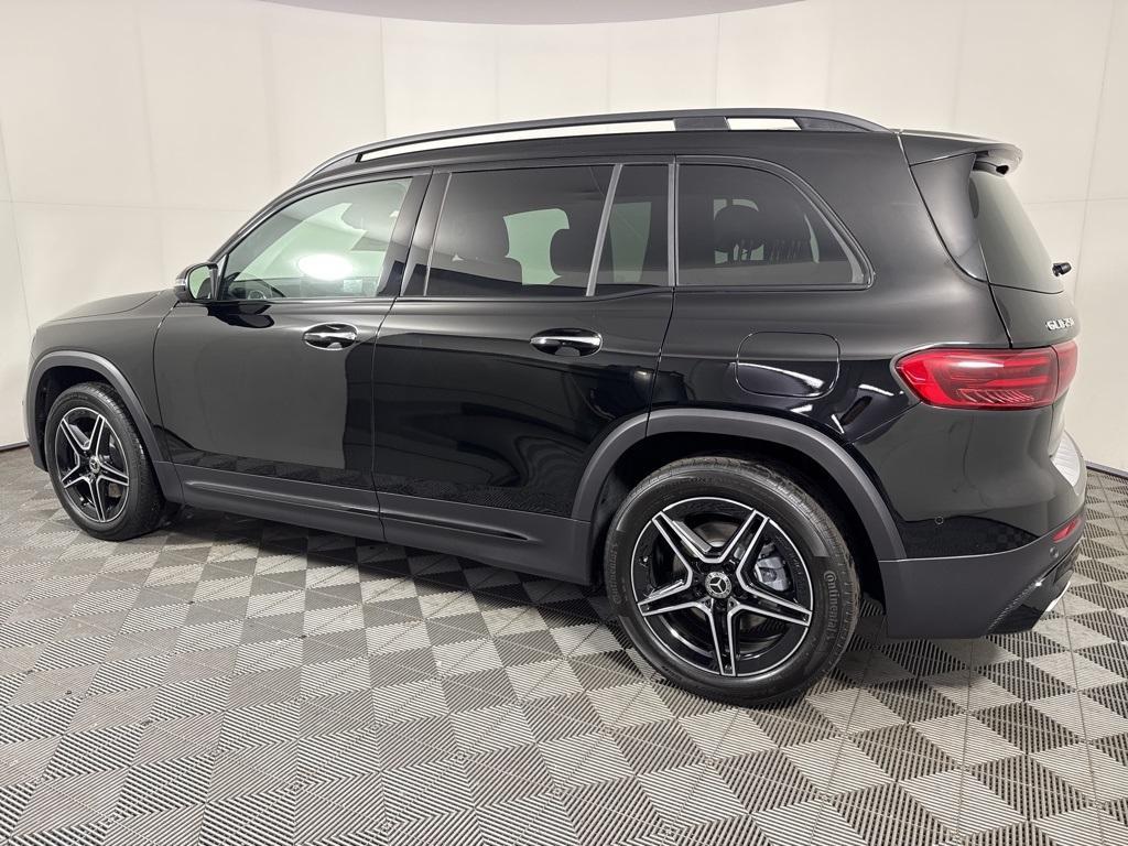 new 2025 Mercedes-Benz GLB 250 car, priced at $57,610