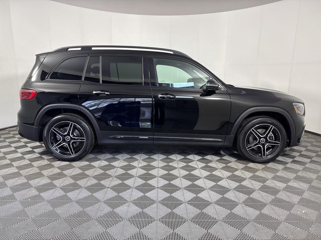 new 2025 Mercedes-Benz GLB 250 car, priced at $57,610